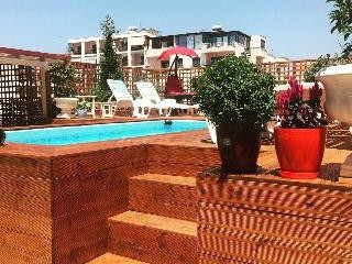 Sunrise Hotel Cameria