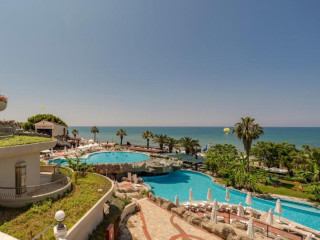 GOLDEN LINE HOTEL