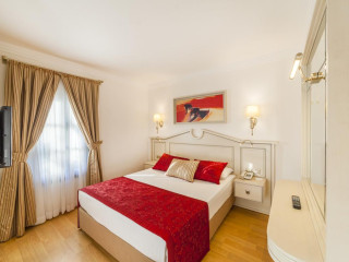 SUNRISE RESORT HOTEL