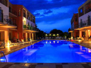 SUNRISE VILLAGE  HOTEL