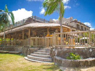 Sunset Reef Resort & Spa Hotel