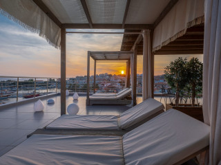 Sunshine Apartments