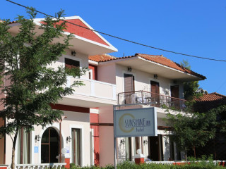 Sunshine Inn Hotel