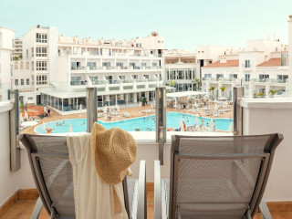 SUNWING FANABE BEACH