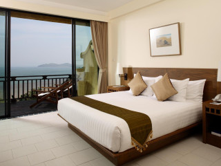 Supalai Scenic Bay Resort and Spa