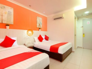 SUPER OYO 761 CITY HOTEL