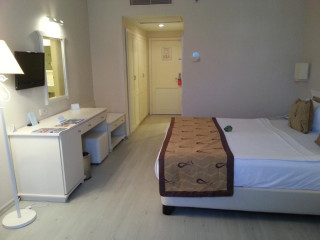 Spiti Prifti Apartments 