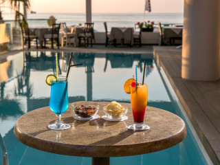 SWELL BOUTIQUE HOTEL