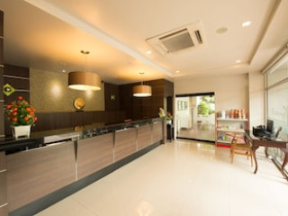 SYNSIRI 2 LADPRAO 98 APARTMENT