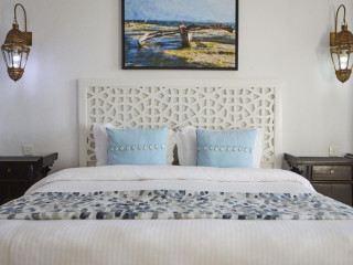 Tamarind Village Apartments
