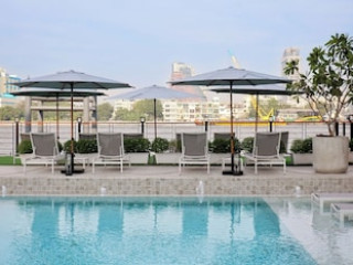 GLOW BANGKOK RIVERSIDE