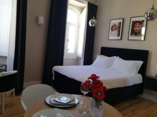 Temple Suites Guesthouse