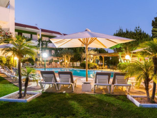 Terinikos Sunny Garden Hotel & Junior Suites