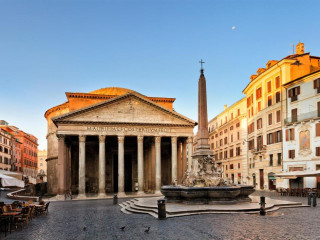 Terrace Pantheon Relais