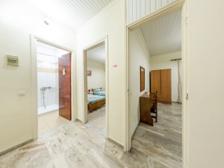 Tesys Studios & Apartments