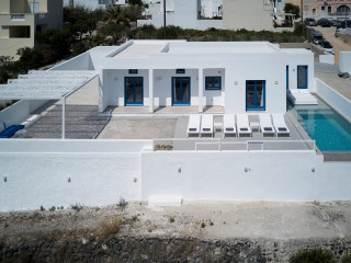 Thadeos Villa
