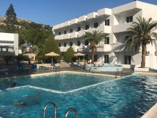 Pefkos Breeze Hotel