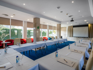 THB El Cid - Adults Only