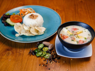 THE 1O1 Bali Oasis Sanur