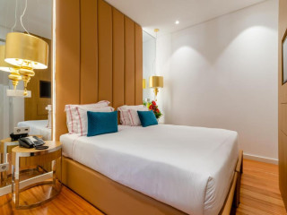 The 7 Hotel