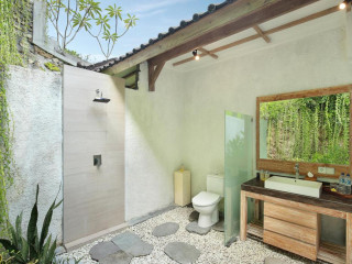 The Acala Shri Sedana Nusa Lembongan