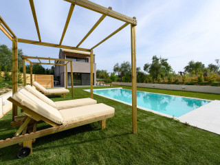 The AEOLINA Collection Corfu