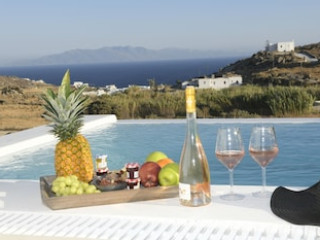 THE AMMONITE RESORT – ADULTS ONLY