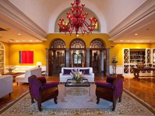 THE ASHBEE HOTEL