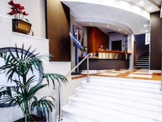 THE ATHENS MIRABELLO