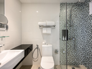 The Beachfront Hotel Phuket