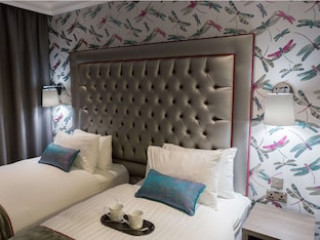 THE BEVERLEY HOTEL LONDON - VICTORIA