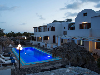 The Birds Villa Apartments Santorini