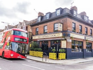 THE CAPTAIN COOK HOTEL