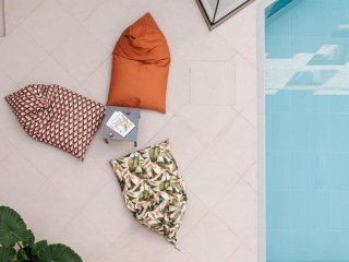 The City Hotel and Suites