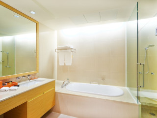 THE DUCHESS HOTEL AND RESIDENCES (SHA)