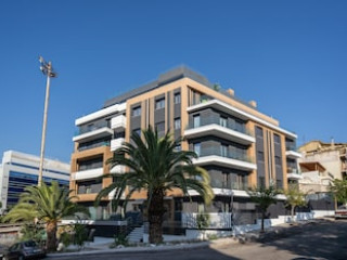 THE EDGE - LUXURY RESIDENCES