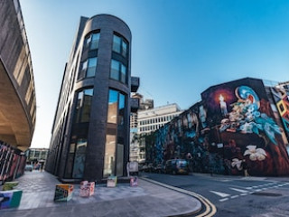 THE EIGHT APARTMENTS SHOREDITCH