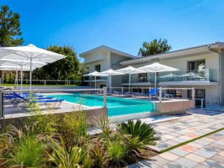 The Elegant Apartments