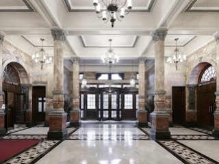 THE GRAND AT TRAFALGAR SQUARE