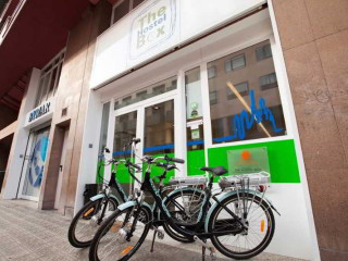 The Hostel Box Port
