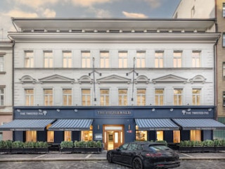 THE HOTEL FITZGERALD