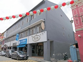 INN AT TEMPLE STREET