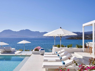 The Island Concept Luxury Boutique