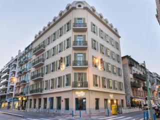 The Jay Hotel by HappyCulture