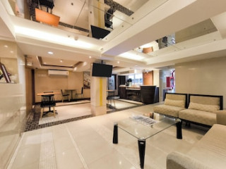 THE KEY BANGKOK SUKHUMVIT BY COMPASS HOSPITALITY