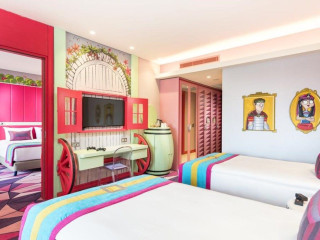 THE LAND OF LEGENDS - KINGDOM HOTEL