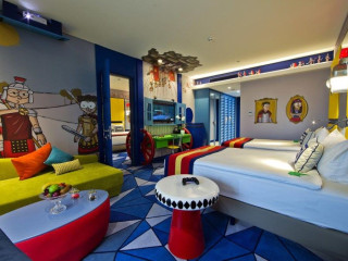 THE LAND OF LEGENDS - KINGDOM HOTEL