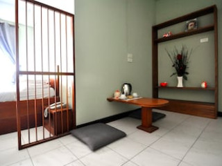 THE LIVING ROOM SERVICED APARTMENT