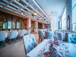 THE LUMOS DELUXE RESORT HOTEL & SPA