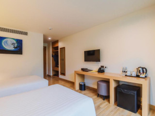The Lunar Patong